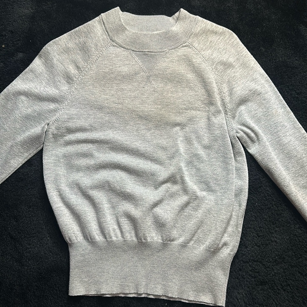 grey sweater